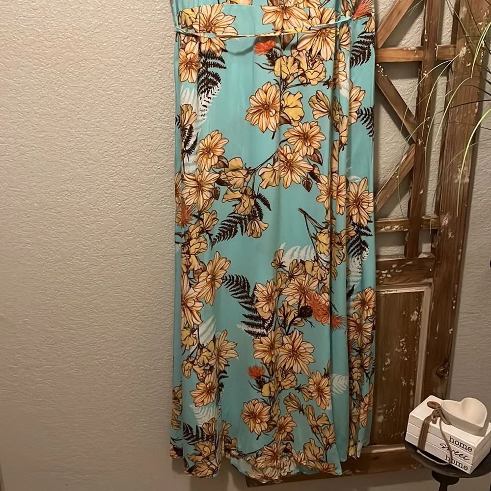 Xhilaration Wrap Dress Summer Essential Size X Light Weight, Snap at V, NWOT - Picture 8 of 9